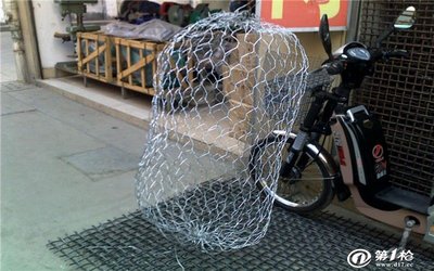 笼门水利石笼网厂家优惠价单面铅丝笼_金属网_第一枪